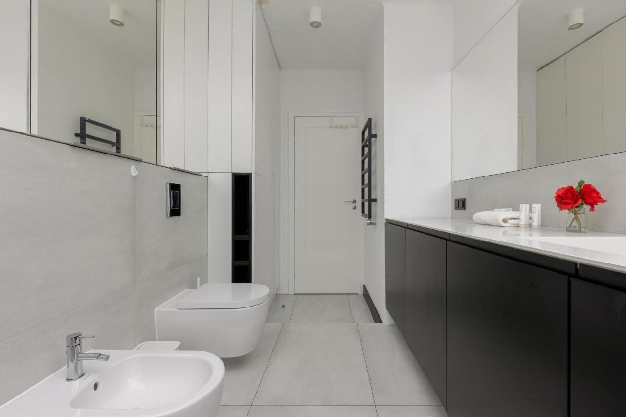 Trendy Apartment Marszalkowska With City View Near Ogrod Saski By Noclegi Renters Varsovia Exterior foto