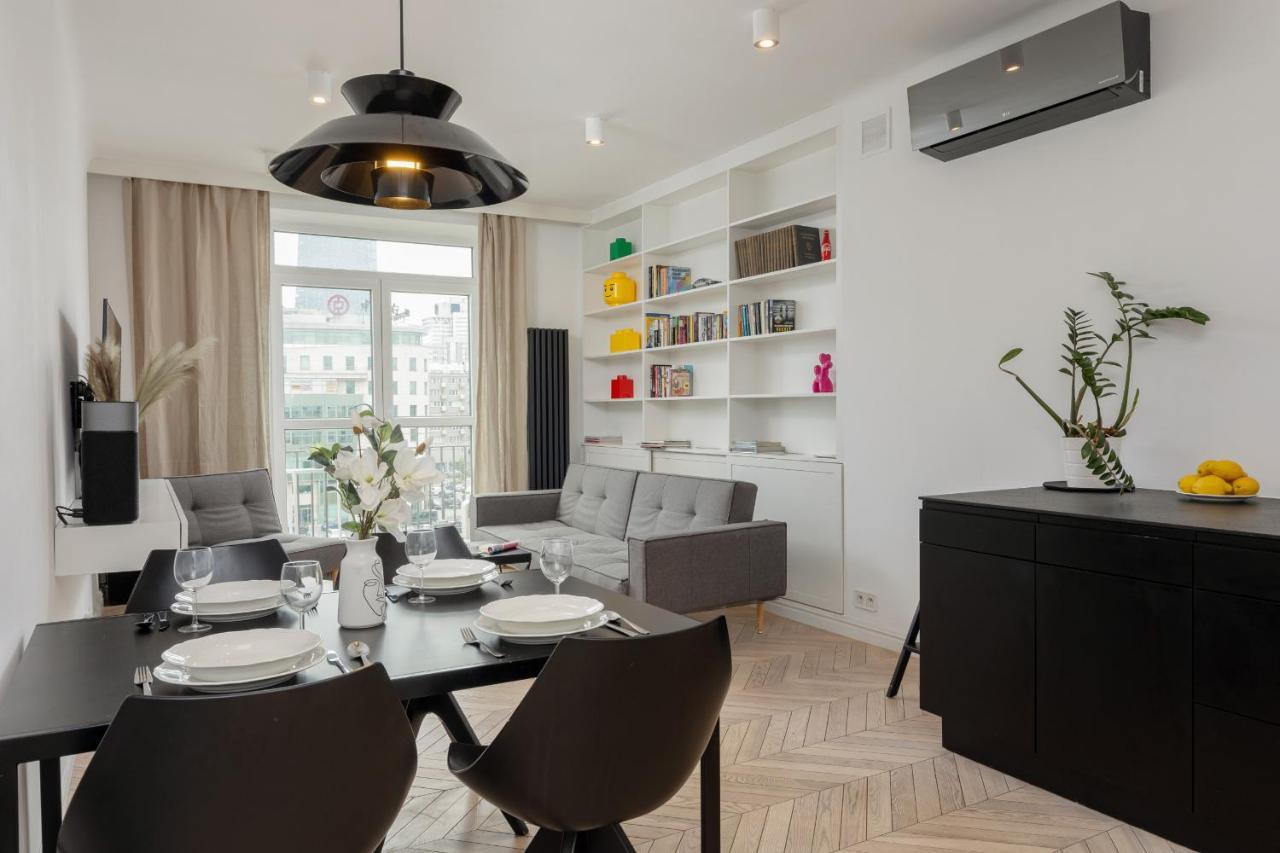 Trendy Apartment Marszalkowska With City View Near Ogrod Saski By Noclegi Renters Varsovia Exterior foto