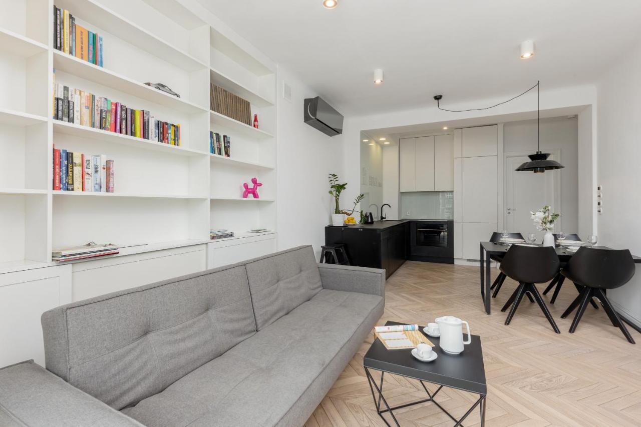Trendy Apartment Marszalkowska With City View Near Ogrod Saski By Noclegi Renters Varsovia Exterior foto