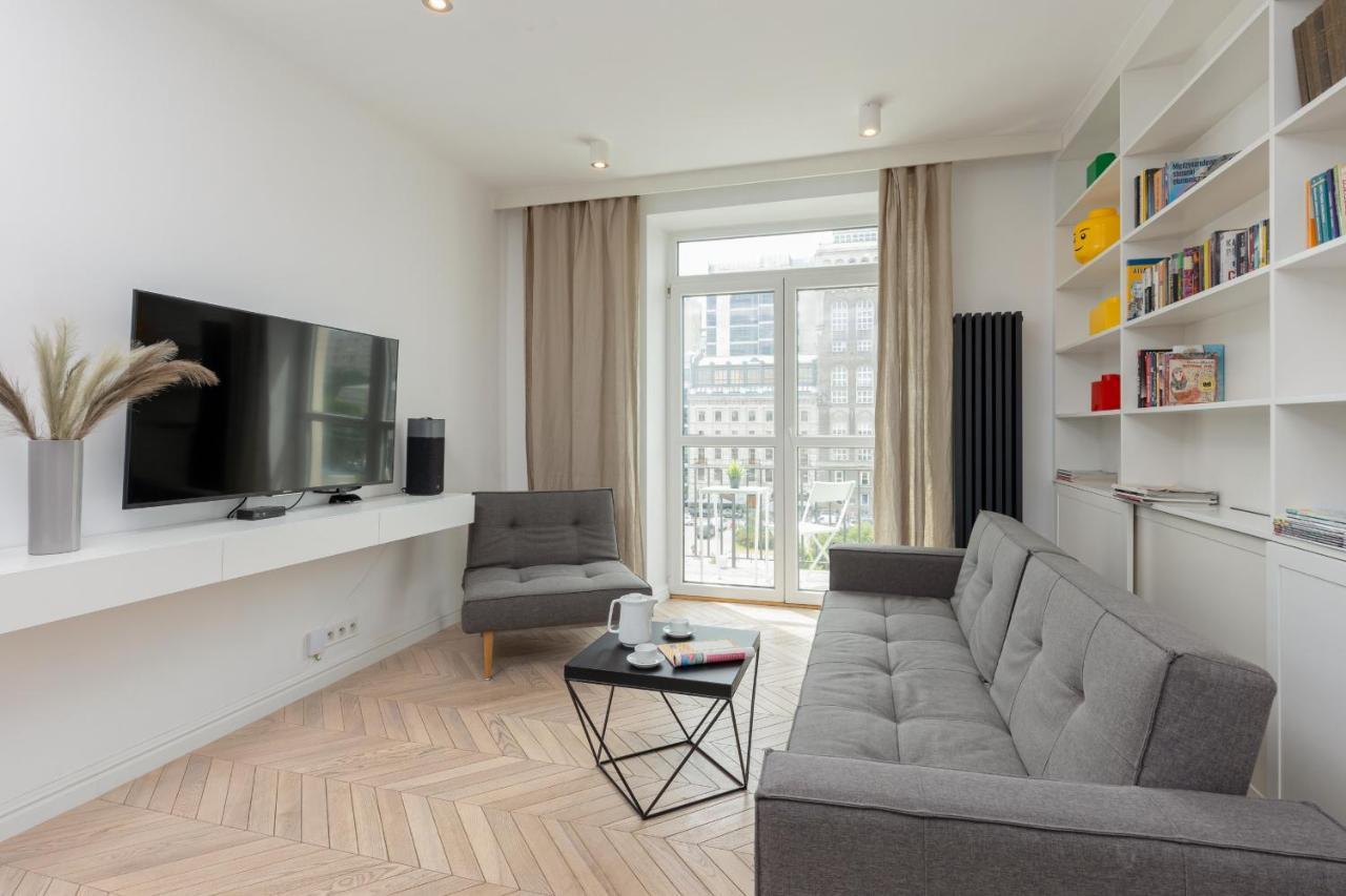 Trendy Apartment Marszalkowska With City View Near Ogrod Saski By Noclegi Renters Varsovia Exterior foto